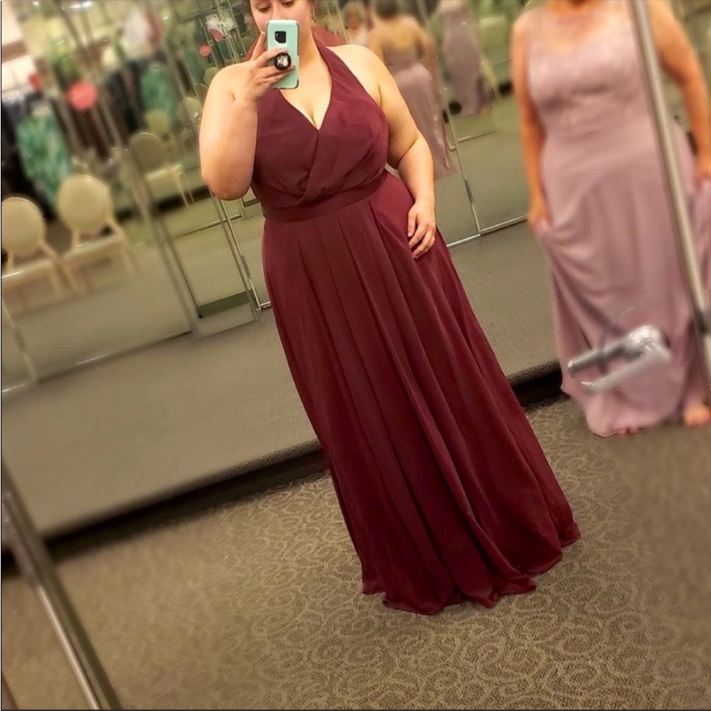NWT White by Vera Wang Merlot Wine Long Chiffon Halter Bridesmaids Dress Size 20